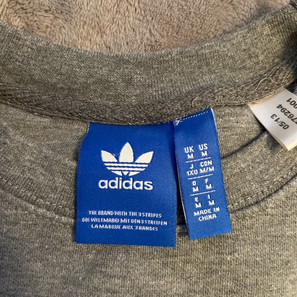 Adidas women’s crewneck - Picture 2 of 2